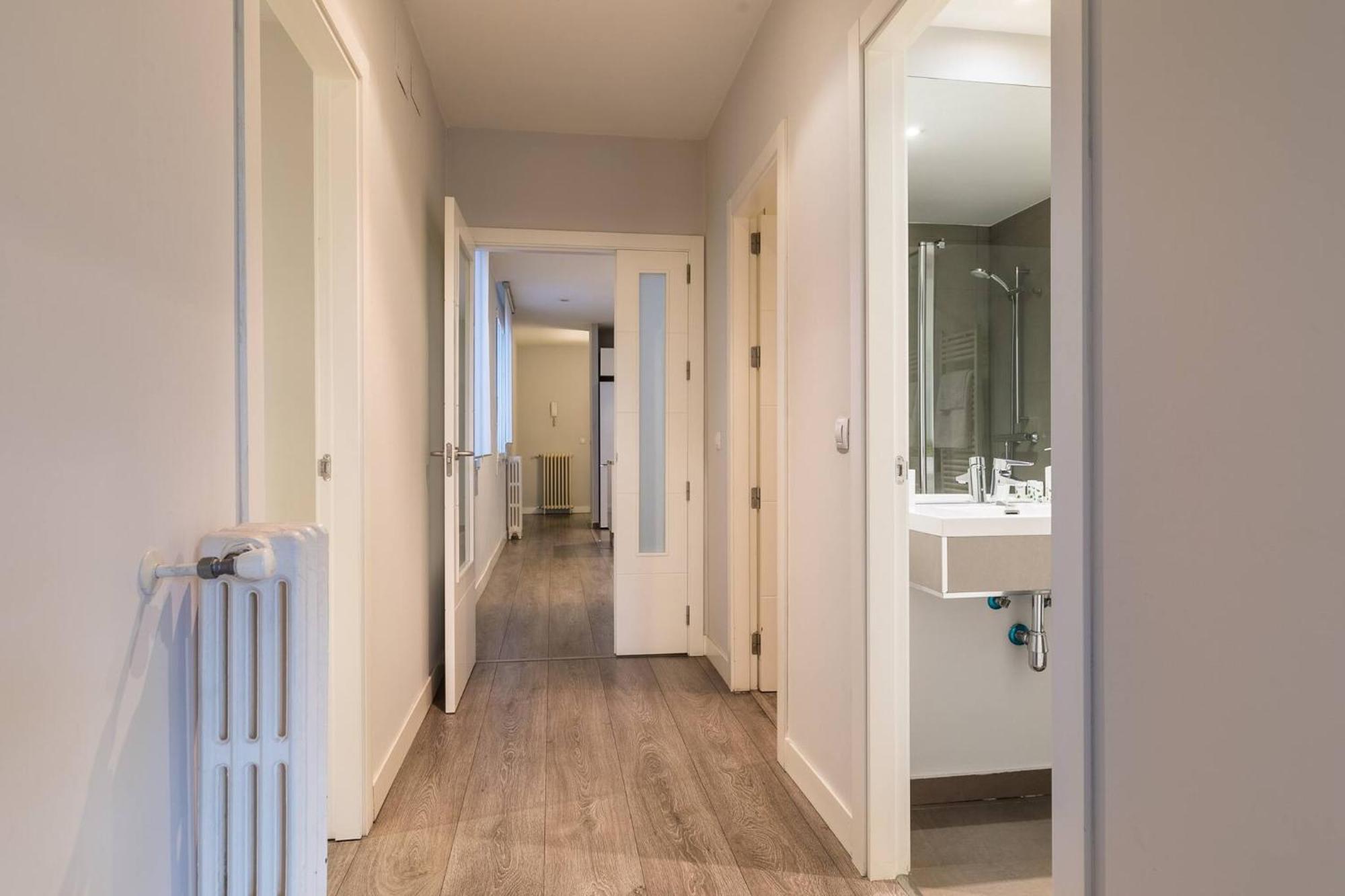 Castellana Suites Madrid Eksteriør billede