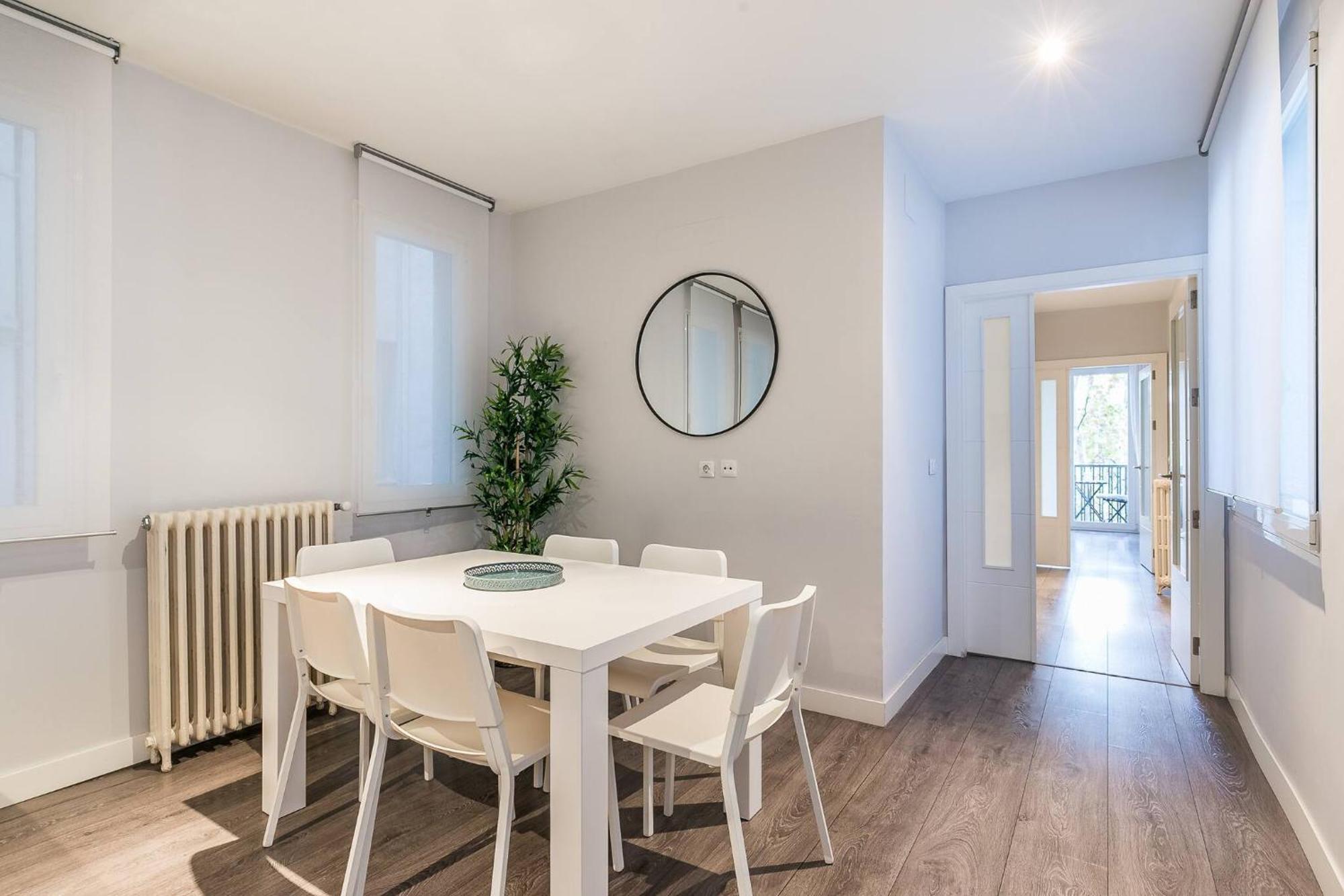 Castellana Suites Madrid Eksteriør billede